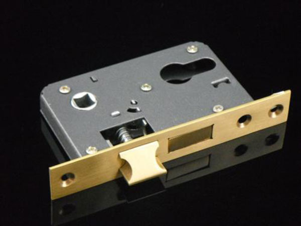 海口换锁芯多少钱