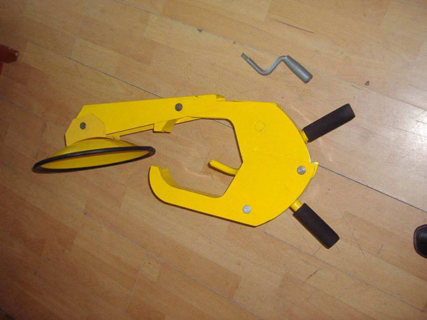 海口汽车上门开锁公司