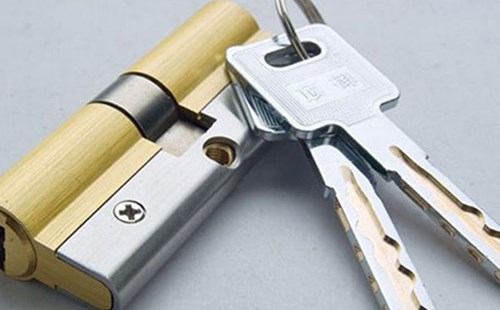 哈尔滨附近开锁的公司电话